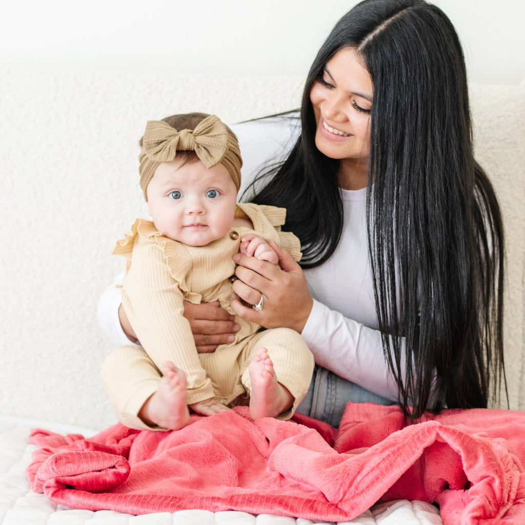 Lush Mini Blankets by Saranoni