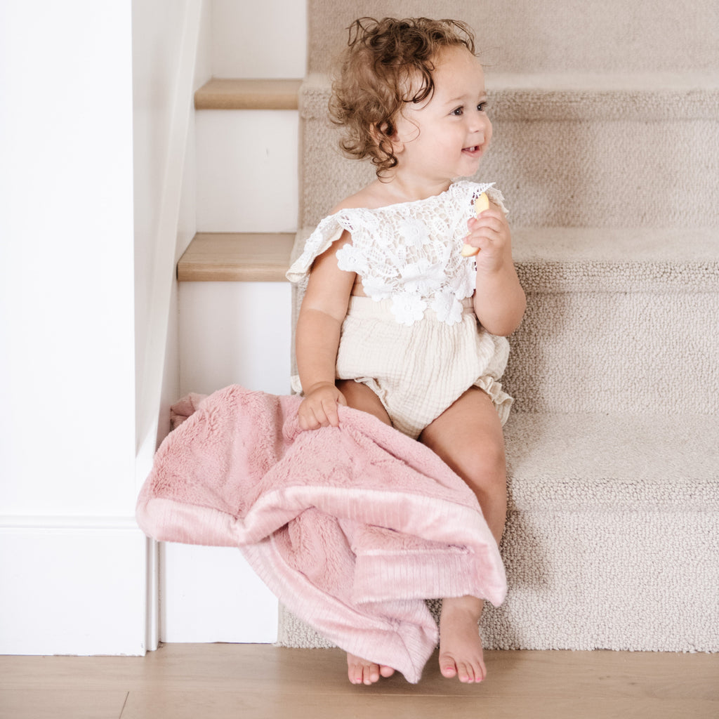 Lush Mini Blankets by Saranoni