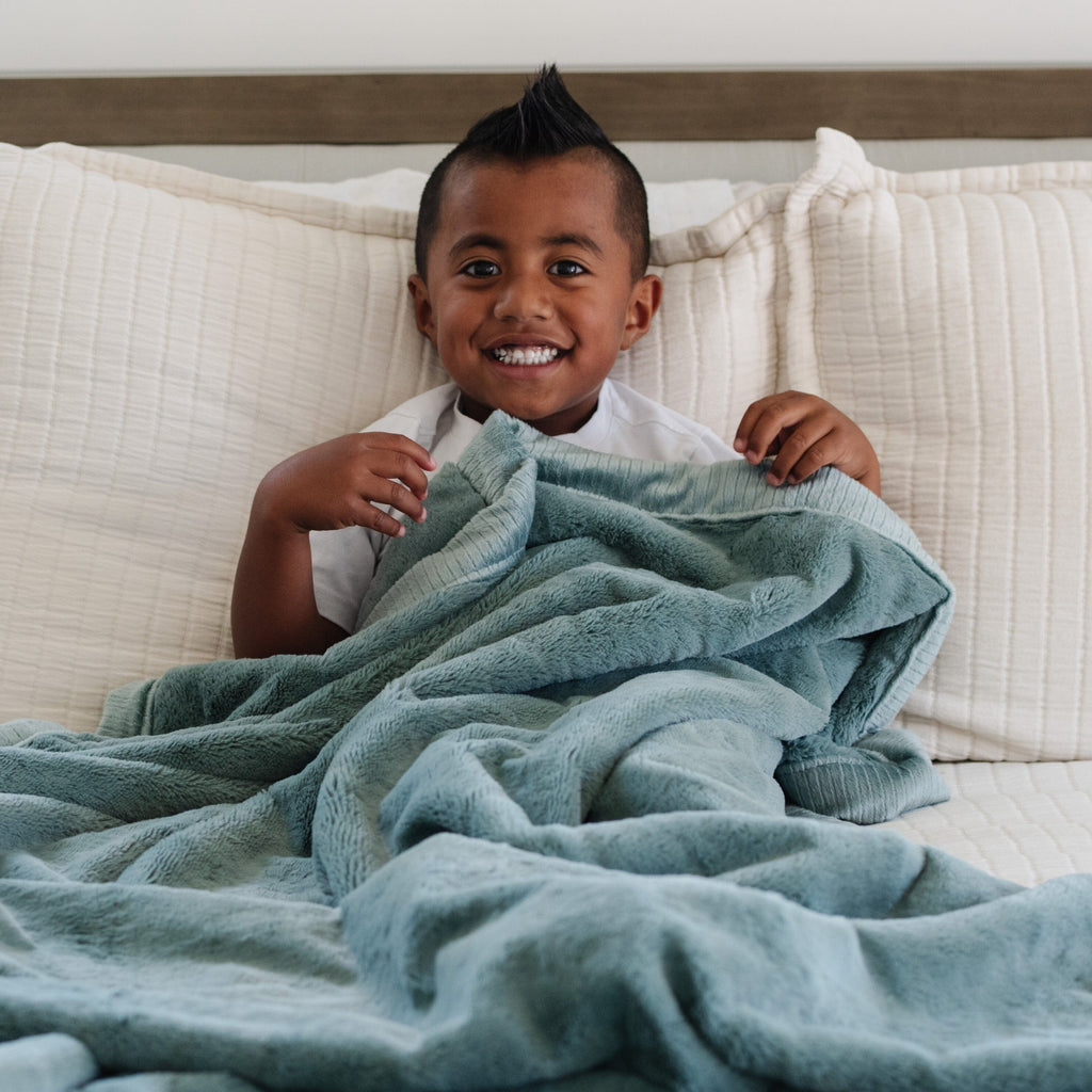 Lush Toddler Blankets by Saranoni