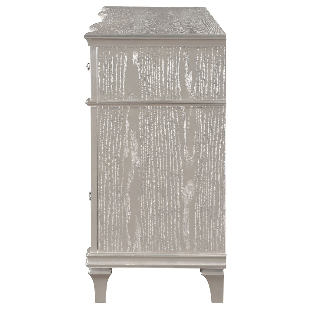 Katerina - 9 Drawer Dresser With Removable Jewelry Tray - Oak