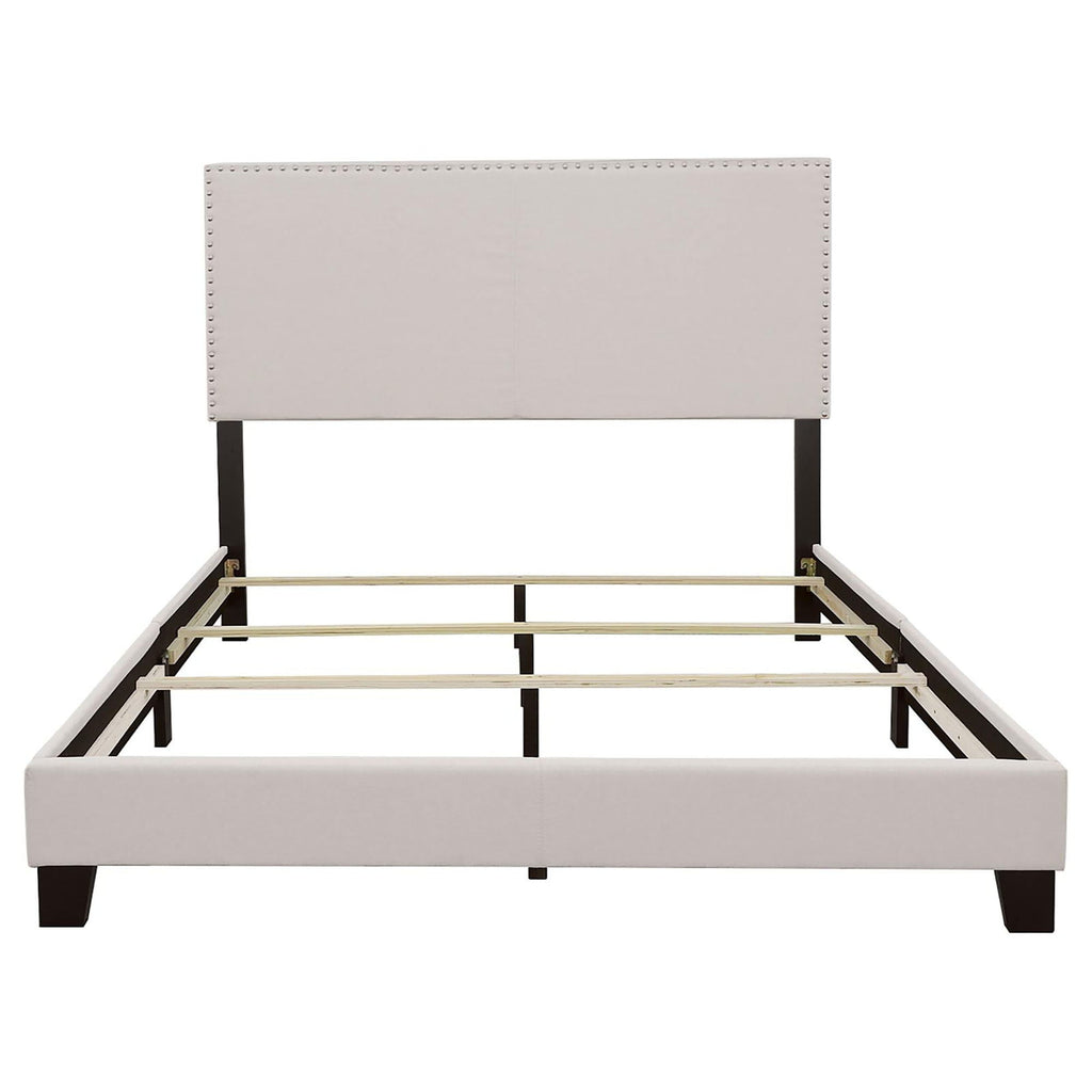 Ivory - Bed With Nailhead Trim