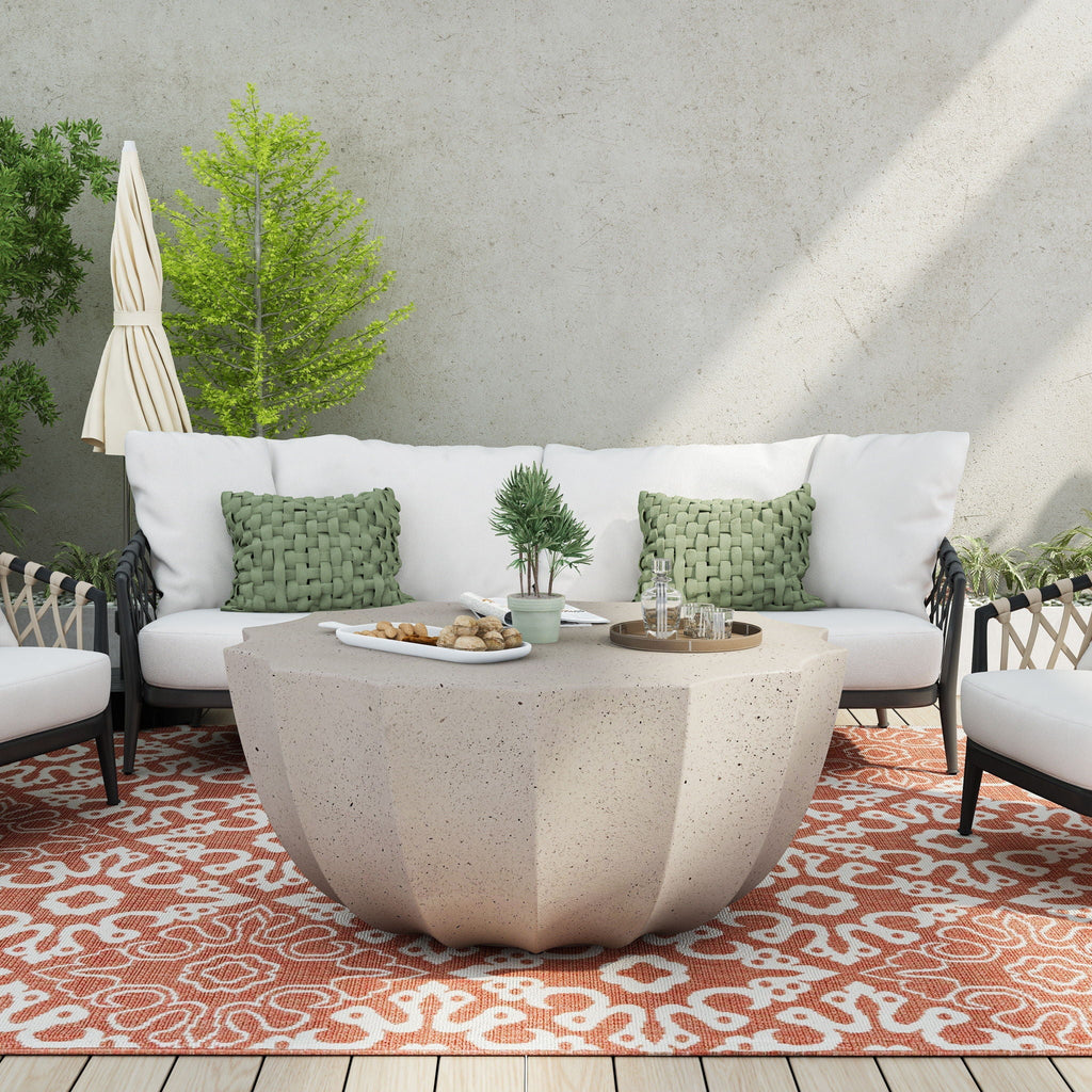 Modern Round Coffee Table For Indoor / Outdoor