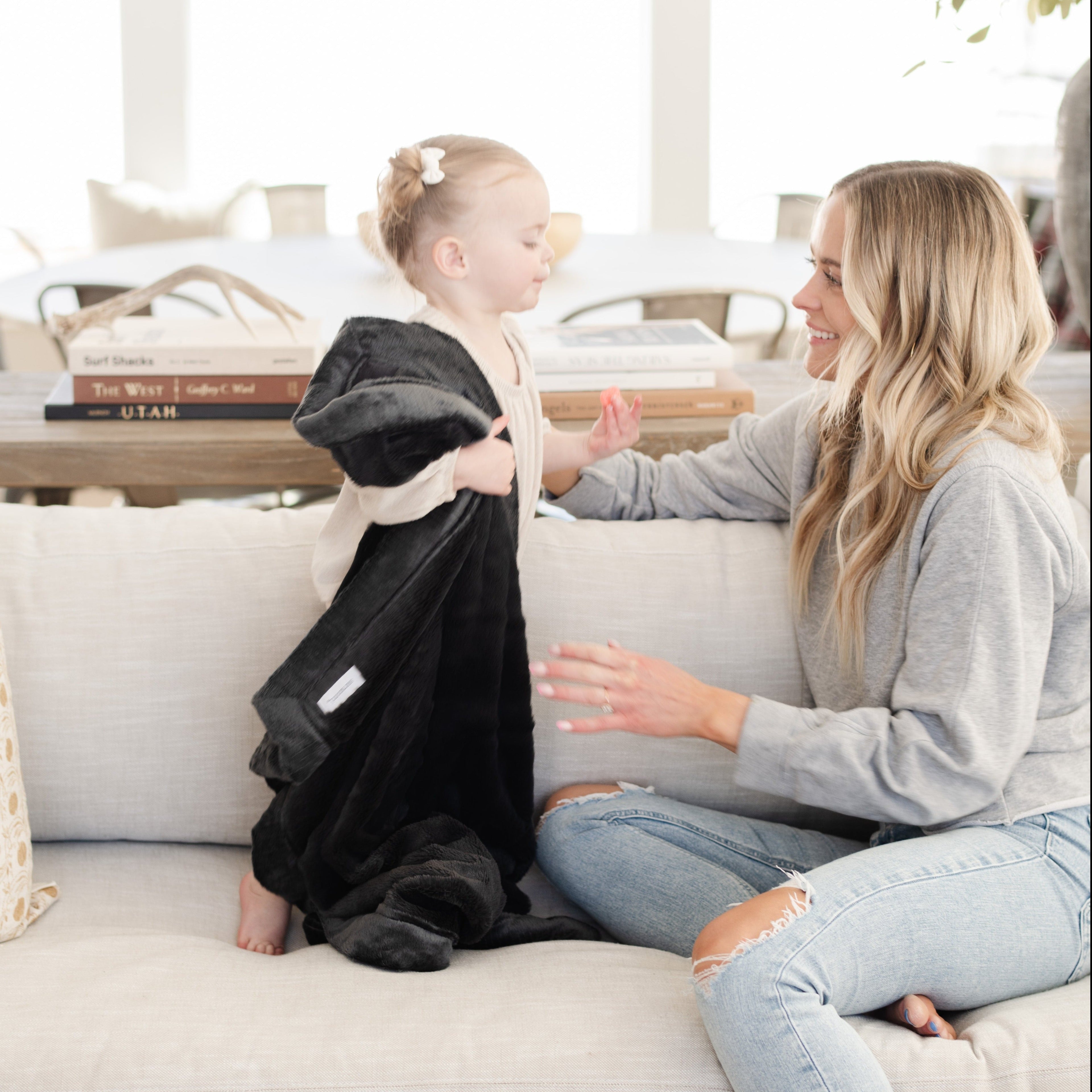 Lush Receiving Blanket 30x40 Inch by Saranoni